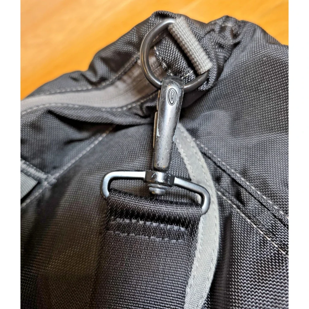 Timbuk2 M Nylon Laptop Messenger Tote Black Gray Briefcase Crossbody Work Travel